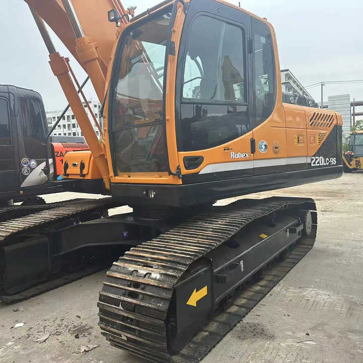 Hyundai Digger 220lc-9s Second Hand Korea Made High Performance Machine Hyundai Excavator for Sale - Rupsgraafmachine: afbeelding 1 Hyundai Digger 220lc-9s Second Hand Korea Made High Performance Machine Hyundai Excavator for Sale - Rupsgraafmachine: afbeelding 1