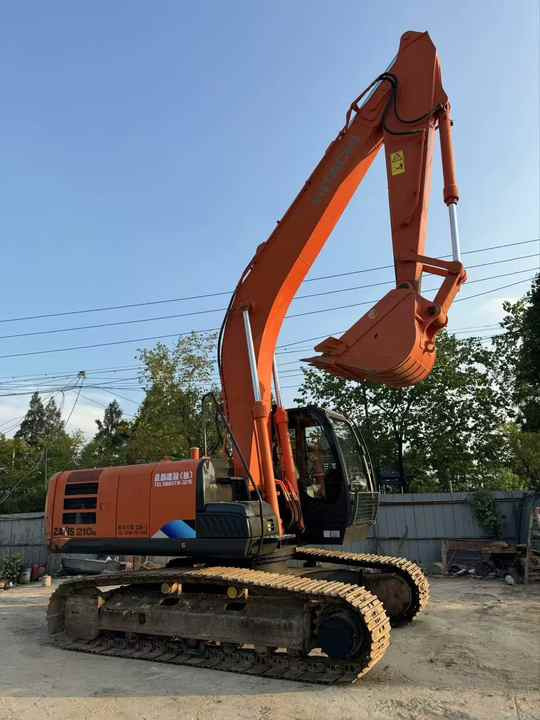 Japanese Original Hitachi 210 Outdoor Crawler Type Second-hand Excavator - Rupsgraafmachine: afbeelding 4 Japanese Original Hitachi 210 Outdoor Crawler Type Second-hand Excavator - Rupsgraafmachine: afbeelding 4