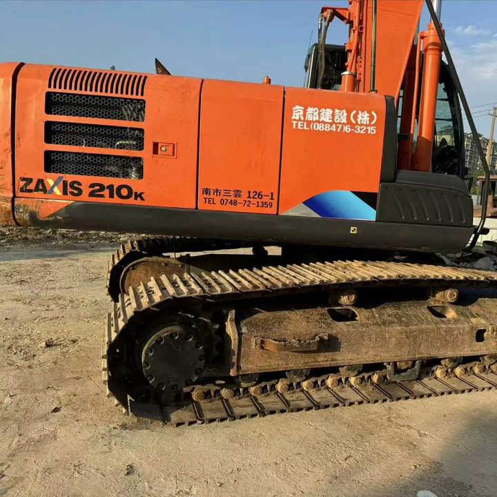Japanese Original Hitachi 210 Outdoor Crawler Type Second-hand Excavator - Rupsgraafmachine: afbeelding 1 Japanese Original Hitachi 210 Outdoor Crawler Type Second-hand Excavator - Rupsgraafmachine: afbeelding 1