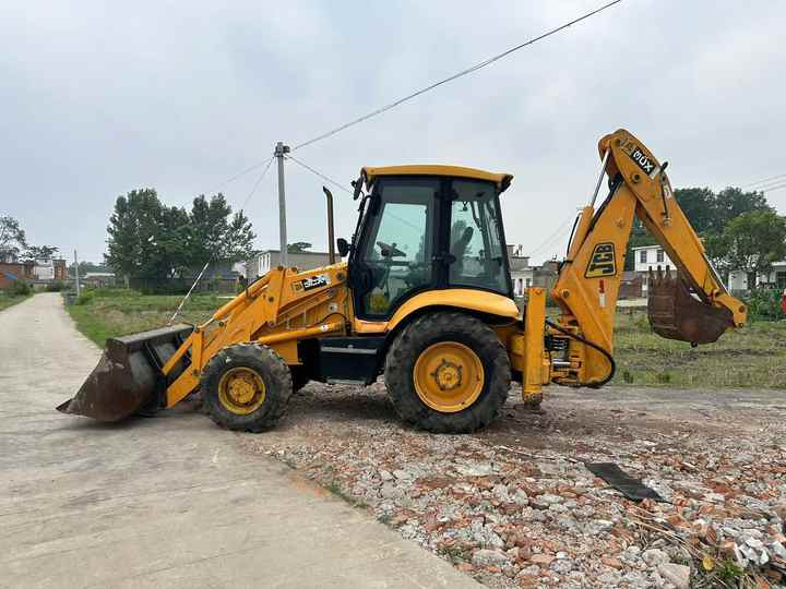 Low Price JCB 3CX Backhoe Loader in Excellent Condition for Sale JCB3CX JCB 4CX Available for Sale - Graaflaadmachine: afbeelding 2 Low Price JCB 3CX Backhoe Loader in Excellent Condition for Sale JCB3CX JCB 4CX Available for Sale - Graaflaadmachine: afbeelding 2
