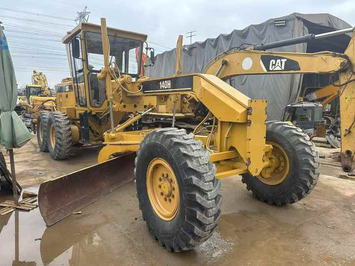 Low-price second-hand Cat Grader 140H with outstanding performance Carterpillarused 140H grader for sale - Grader: afbeelding 3 Low-price second-hand Cat Grader 140H with outstanding performance Carterpillarused 140H grader for sale - Grader: afbeelding 3