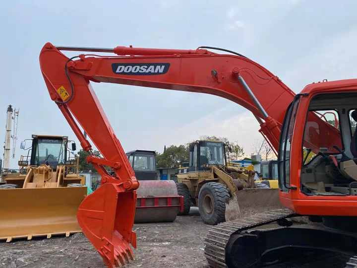 Second Hand Doosan Dh220-7 Crawler Excavator , Used Doosan Excavator Dh220-7 , DOOSAN Dh200 Dh220 - Rupsgraafmachine: afbeelding 4 Second Hand Doosan Dh220-7 Crawler Excavator , Used Doosan Excavator Dh220-7 , DOOSAN Dh200 Dh220 - Rupsgraafmachine: afbeelding 4