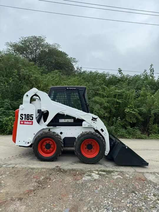 Used Bobcat S185 Skid Steer on Sale Bobcat S16 18 185 160 300 Skid Steer with Excellent Condition for Sale - Schranklader: afbeelding 3 Used Bobcat S185 Skid Steer on Sale Bobcat S16 18 185 160 300 Skid Steer with Excellent Condition for Sale - Schranklader: afbeelding 3
