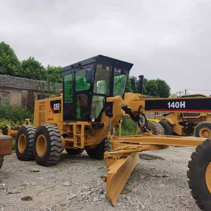 Used CAT 140H Motor Grader From Japan with Excellent Performance Caterpillar 140h in Good Condition for Sale - Grader: afbeelding 5 Used CAT 140H Motor Grader From Japan with Excellent Performance Caterpillar 140h in Good Condition for Sale - Grader: afbeelding 5