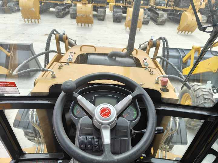 Used Cat420F Backhoe Excavator Hot Sale Used Engineering & Construction Machinery - Graaflaadmachine: afbeelding 4 Used Cat420F Backhoe Excavator Hot Sale Used Engineering & Construction Machinery - Graaflaadmachine: afbeelding 4