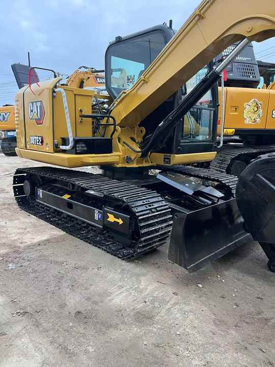 Used Caterpillar CAT 307E2 Crawler Mini Hydraulic Digger Second Hand Cat 307E2 Excavator - Graafmachine: afbeelding 2 Used Caterpillar CAT 307E2 Crawler Mini Hydraulic Digger Second Hand Cat 307E2 Excavator - Graafmachine: afbeelding 2