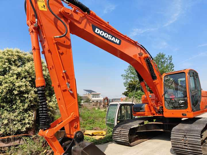Used Doosan 225LC Excavator | Low Hours | Heavy-Duty Performance | Global Shipping - Graafmachine: afbeelding 4 Used Doosan 225LC Excavator | Low Hours | Heavy-Duty Performance | Global Shipping - Graafmachine: afbeelding 4