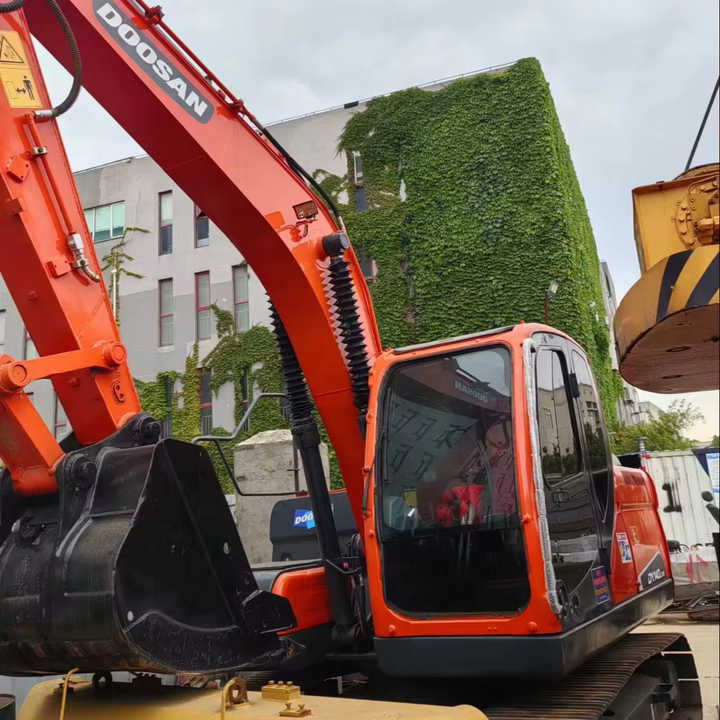 Used Doosan Hydraulic Excavator DX140 Low Price Korea Doosan DX140-9 Used Excavator for Sale - Graafmachine: afbeelding 1 Used Doosan Hydraulic Excavator DX140 Low Price Korea Doosan DX140-9 Used Excavator for Sale - Graafmachine: afbeelding 1