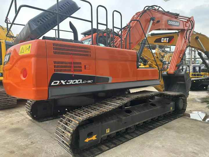 Used Excavator Doosan DX300 Excavators Mini Equipment Earth Moving Machinery Doosan Digger Excavator for Sale - Rupsgraafmachine: afbeelding 4 Used Excavator Doosan DX300 Excavators Mini Equipment Earth Moving Machinery Doosan Digger Excavator for Sale - Rupsgraafmachine: afbeelding 4