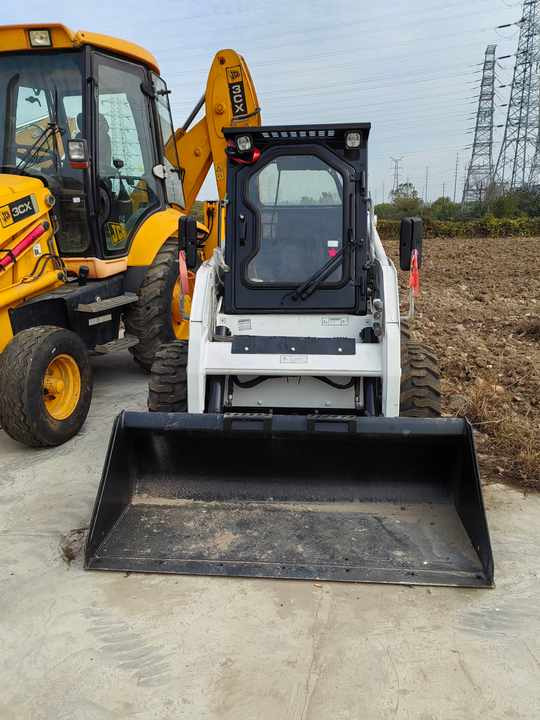 Used Imported Machine bobcat S18 Skid Steer Loader for Sale bobcat S16 S17 S18 in Stock - Schranklader: afbeelding 3 Used Imported Machine bobcat S18 Skid Steer Loader for Sale bobcat S16 S17 S18 in Stock - Schranklader: afbeelding 3
