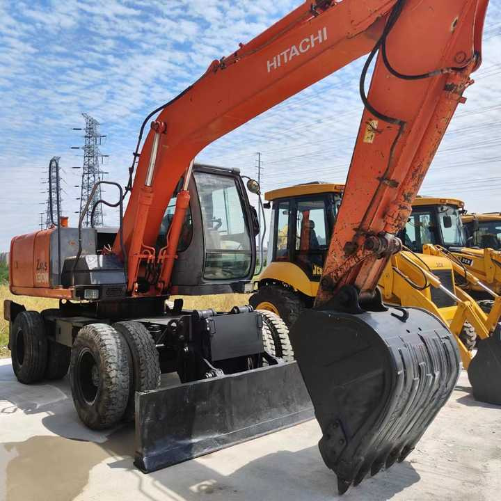 Used Japan Original Brand Hitachi Zx 130w Wheel Excavator Hitachi Zx120 130 200 Excavator for Sale - Graafmachine: afbeelding 2 Used Japan Original Brand Hitachi Zx 130w Wheel Excavator Hitachi Zx120 130 200 Excavator for Sale - Graafmachine: afbeelding 2