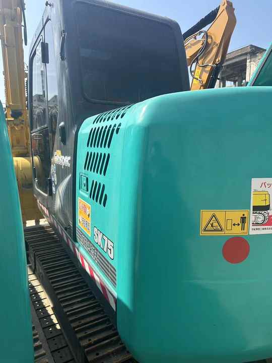 Used Kobelco Sk75-8 Mini Excavator in High Quality for Sale Anhui Zhaomi Construction Machines Trading - Minigraafmachine: afbeelding 4 Used Kobelco Sk75-8 Mini Excavator in High Quality for Sale Anhui Zhaomi Construction Machines Trading - Minigraafmachine: afbeelding 4