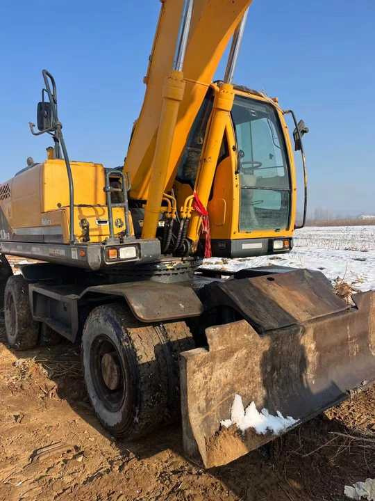 Used Korea Brand Original hyundai 210w-9 Wheel Excavator for Sale Used hyundai Wheel Excavator - Rupsgraafmachine: afbeelding 2 Used Korea Brand Original hyundai 210w-9 Wheel Excavator for Sale Used hyundai Wheel Excavator - Rupsgraafmachine: afbeelding 2
