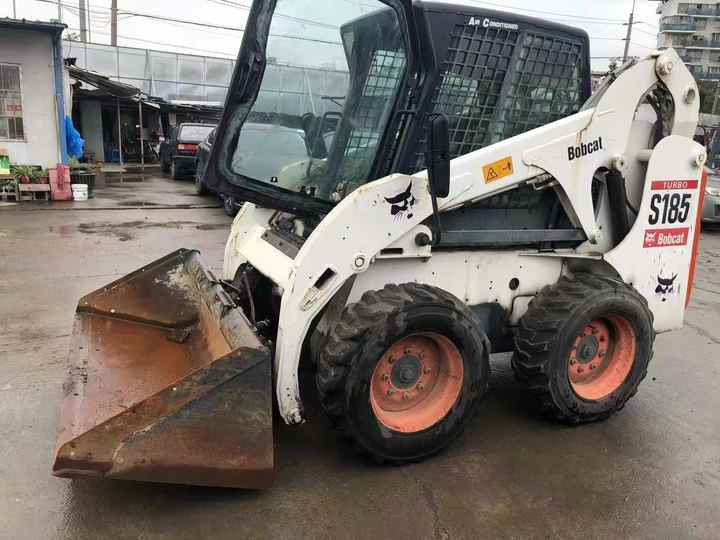 Used Small Loader Bobcat S130 S160 S185 Skid Steer Loader With Good Condition - Schranklader: afbeelding 4 Used Small Loader Bobcat S130 S160 S185 Skid Steer Loader With Good Condition - Schranklader: afbeelding 4