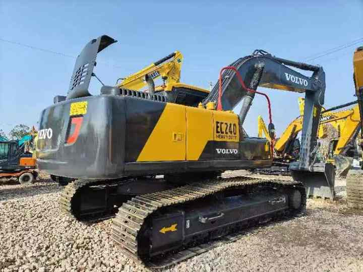 Used volvo ec240 excavator for sale korea brand volvo ec210 240 250 290 300 excavator for sale - Graafmachine: afbeelding 4 Used volvo ec240 excavator for sale korea brand volvo ec210 240 250 290 300 excavator for sale - Graafmachine: afbeelding 4