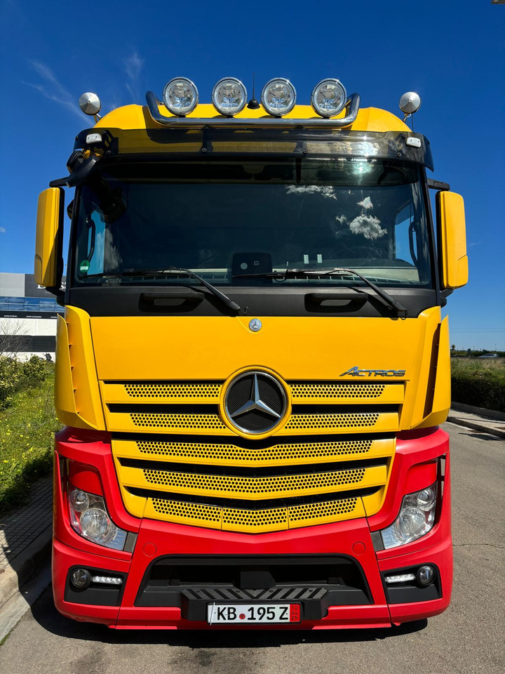 MERCEDES-BENZ ACTROS 450 - Autovrachtwagen vrachtwagen: afbeelding 2 MERCEDES-BENZ ACTROS 450 - Autovrachtwagen vrachtwagen: afbeelding 2