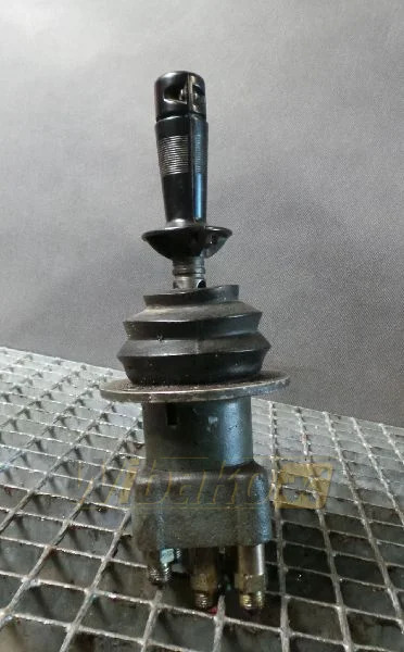 Case 1088 P4743324M - Hydraulische klep voor Bouwmachine: afbeelding 1 Case 1088 P4743324M - Hydraulische klep voor Bouwmachine: afbeelding 1