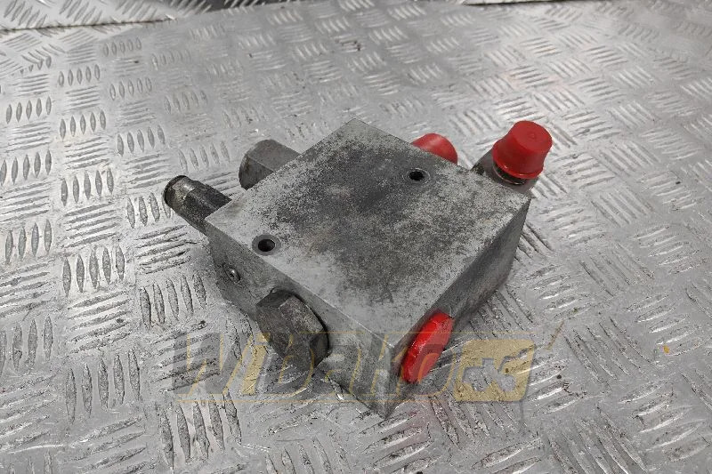 Case 821C - Hydraulische klep voor Bouwmachine: afbeelding 2 Case 821C - Hydraulische klep voor Bouwmachine: afbeelding 2