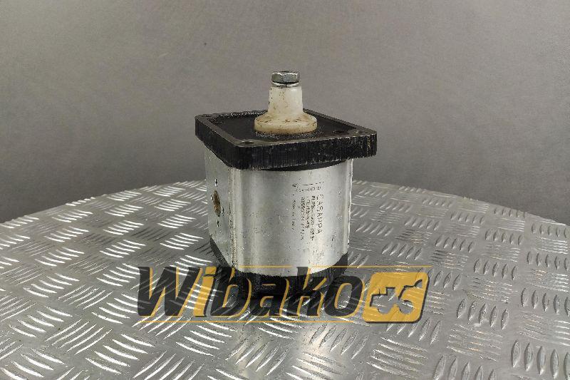 Gear pump Casappa PLP30.43DO-83E3-LED/E8-N-FS 035903334117/N - Hydraulische pomp voor Bouwmachine: afbeelding 1 Gear pump Casappa PLP30.43DO-83E3-LED/E8-N-FS 035903334117/N - Hydraulische pomp voor Bouwmachine: afbeelding 1