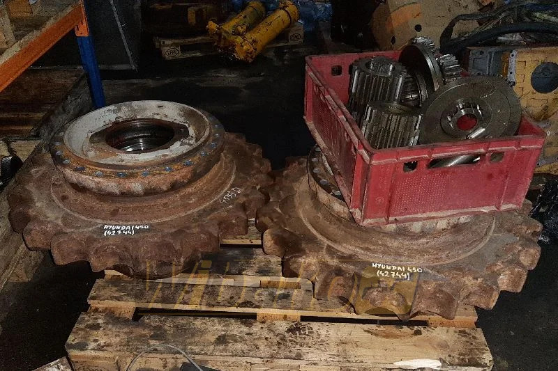 Hyundai 450LC - Eindaandrijving voor Bouwmachine: afbeelding 1 Hyundai 450LC - Eindaandrijving voor Bouwmachine: afbeelding 1