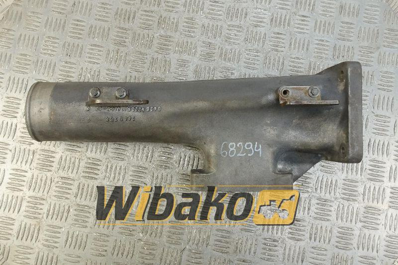 Inlet mainfold hub for engine Deutz TCD2015 04264222RY - Inlaatspruitstuk voor Bouwmachine: afbeelding 1 Inlet mainfold hub for engine Deutz TCD2015 04264222RY - Inlaatspruitstuk voor Bouwmachine: afbeelding 1
