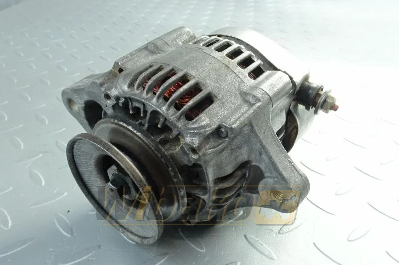 Kubota 3A611-74012 - Dynamo voor Bouwmachine: afbeelding 1 Kubota 3A611-74012 - Dynamo voor Bouwmachine: afbeelding 1