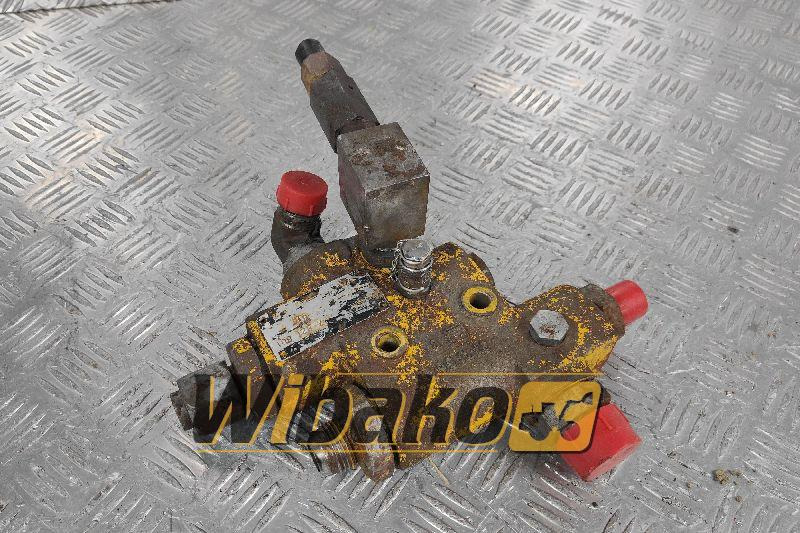Valves set Volvo 811 4821801 - Hydraulische klep voor Bouwmachine: afbeelding 1 Valves set Volvo 811 4821801 - Hydraulische klep voor Bouwmachine: afbeelding 1