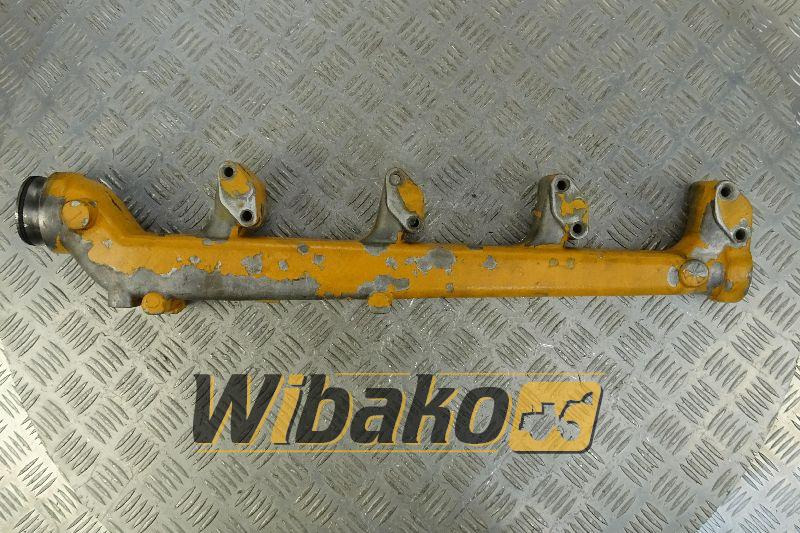Water mainfold Liebherr 3020399 - Inlaatspruitstuk voor Bouwmachine: afbeelding 1 Water mainfold Liebherr 3020399 - Inlaatspruitstuk voor Bouwmachine: afbeelding 1