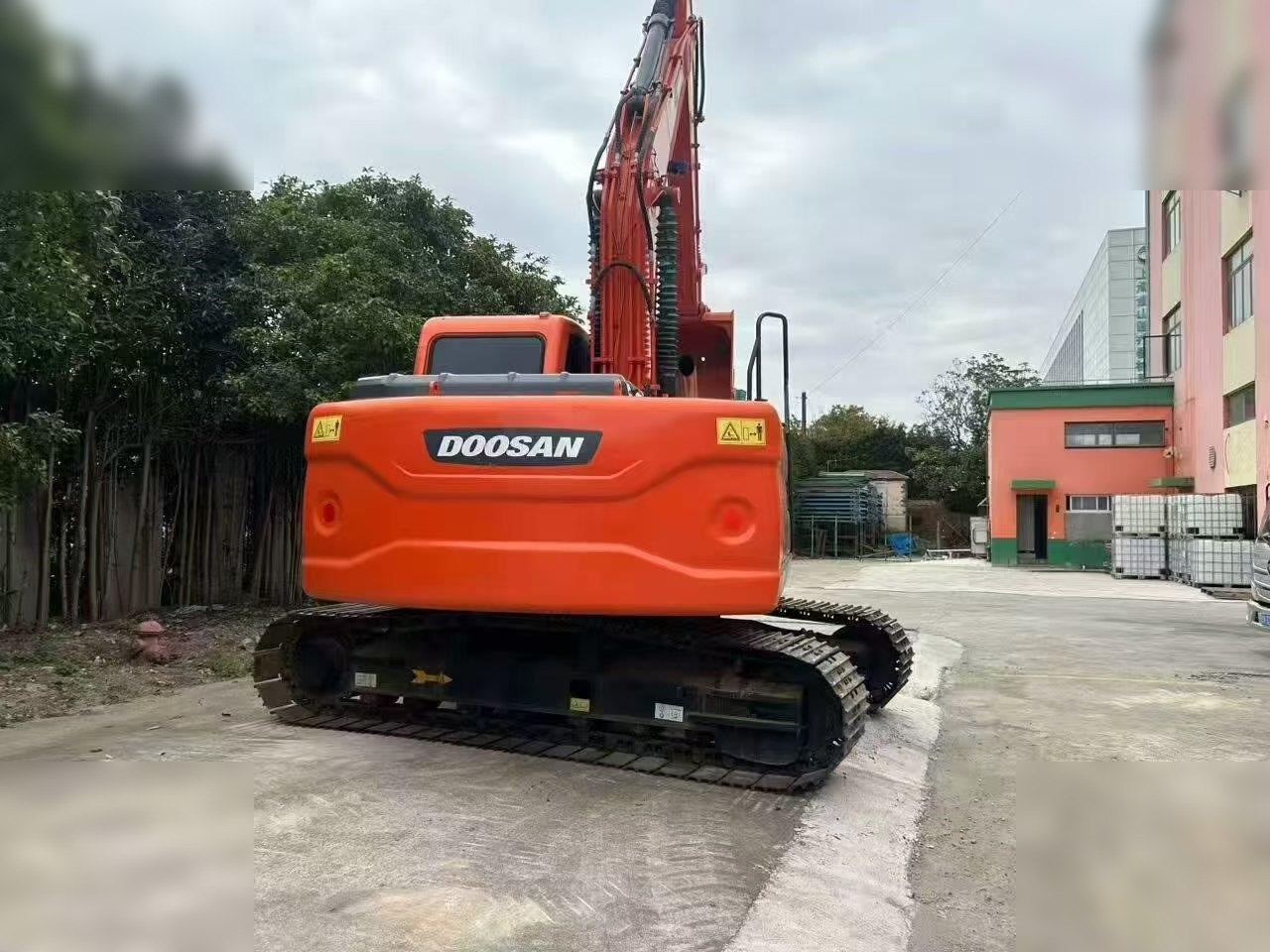 DOOSAN DX150W-9C - Mobiele graafmachine: afbeelding 5 DOOSAN DX150W-9C - Mobiele graafmachine: afbeelding 5