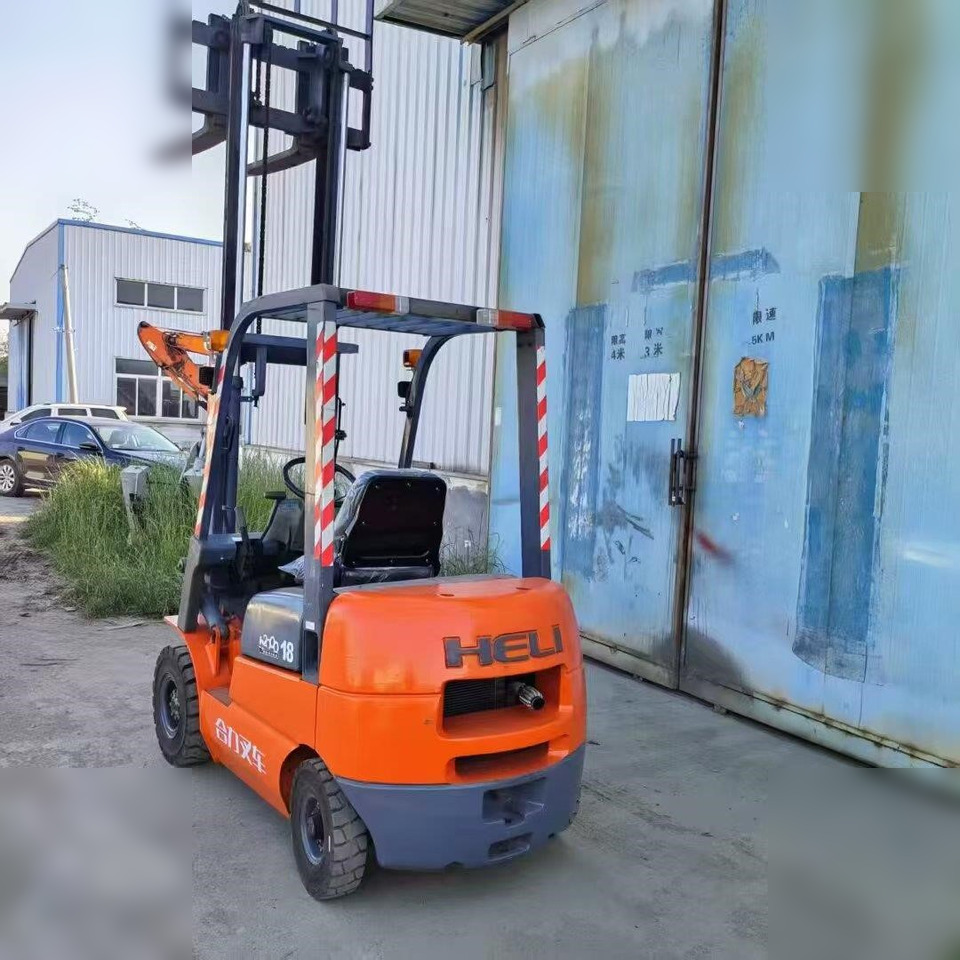 HELI FG18G - Diesel heftruck: afbeelding 1 HELI FG18G - Diesel heftruck: afbeelding 1