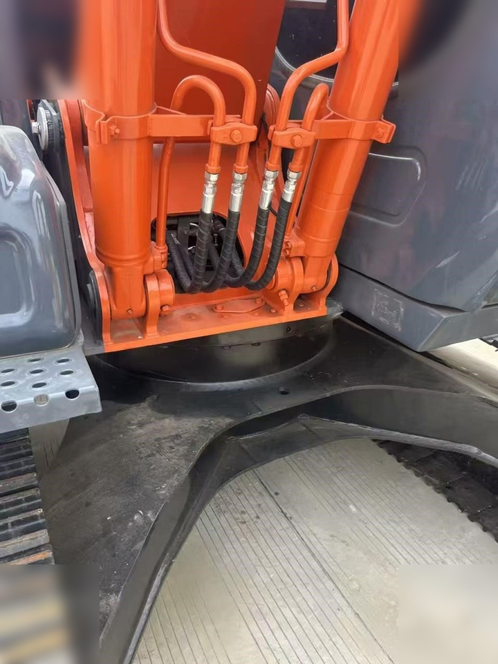 HITACHI ZX120 - Rupsgraafmachine: afbeelding 3 HITACHI ZX120 - Rupsgraafmachine: afbeelding 3