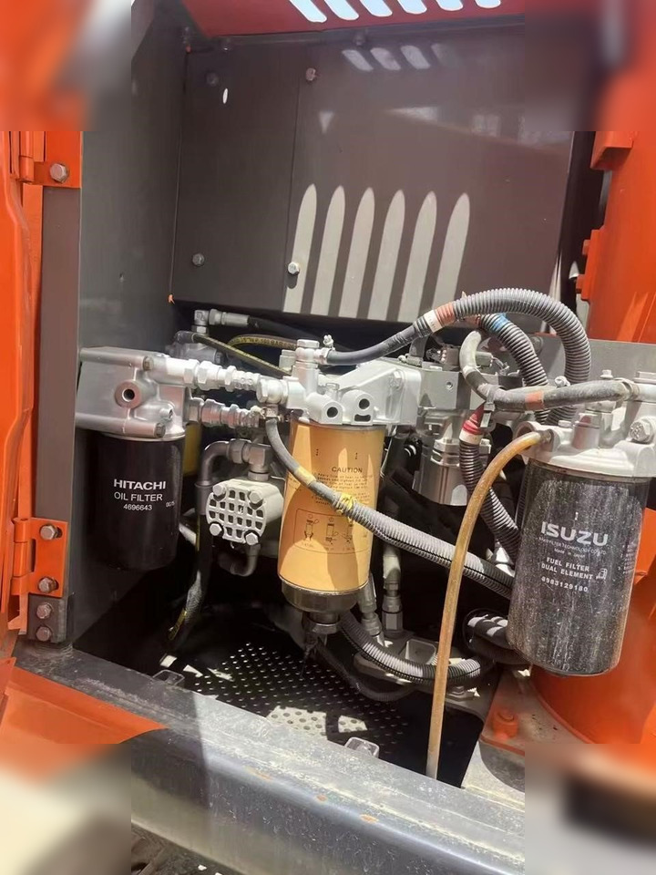 HITACHI ZX130 - Rupsgraafmachine: afbeelding 2 HITACHI ZX130 - Rupsgraafmachine: afbeelding 2