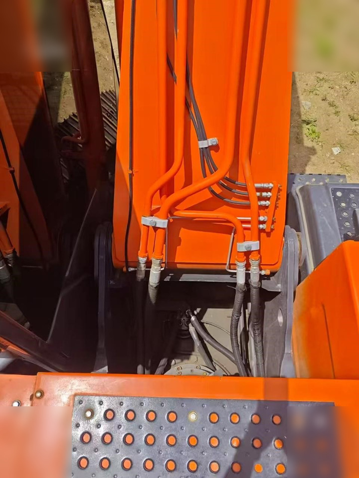 HITACHI ZX240 - Rupsgraafmachine: afbeelding 5 HITACHI ZX240 - Rupsgraafmachine: afbeelding 5