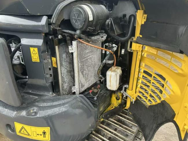 KOMATSU 35MR - Minigraafmachine: afbeelding 5 KOMATSU 35MR - Minigraafmachine: afbeelding 5