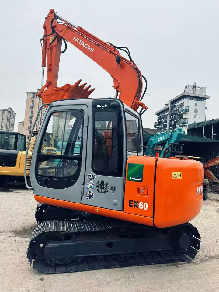 KOMATSU EX60 - Rupsgraafmachine: afbeelding 4 KOMATSU EX60 - Rupsgraafmachine: afbeelding 4