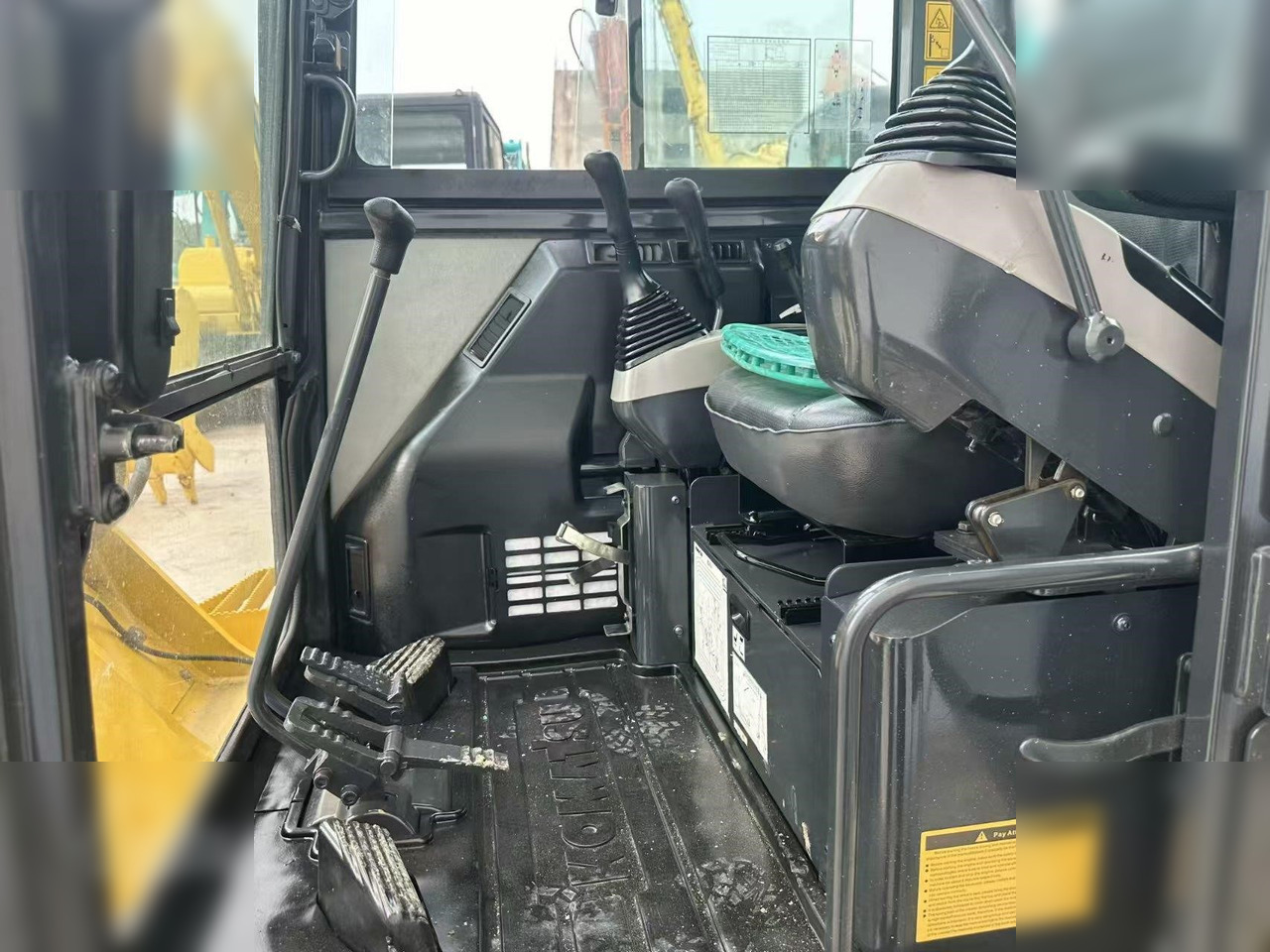KOMATSU PC56-7 - Minigraafmachine: afbeelding 2 KOMATSU PC56-7 - Minigraafmachine: afbeelding 2