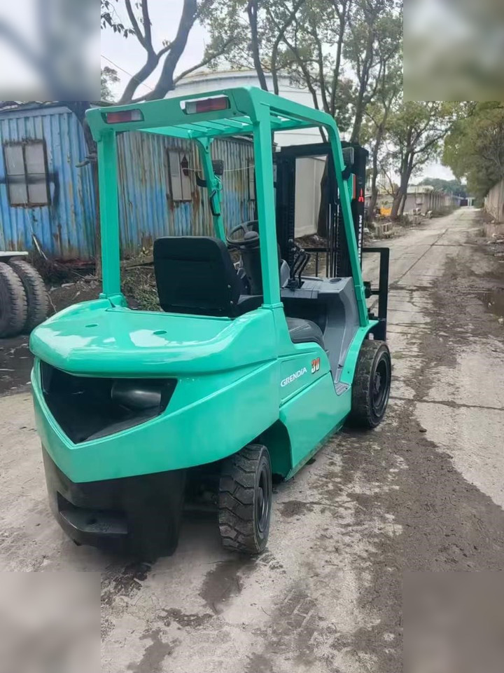 MITSUBISHI FD18 - Diesel heftruck: afbeelding 3 MITSUBISHI FD18 - Diesel heftruck: afbeelding 3