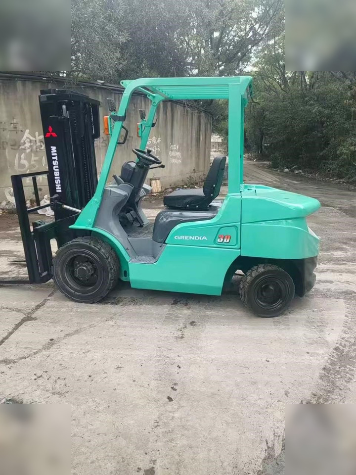 MITSUBISHI FD18 - Diesel heftruck: afbeelding 1 MITSUBISHI FD18 - Diesel heftruck: afbeelding 1