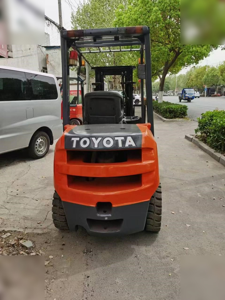 Diesel heftruck TOYOTA FBCA30: afbeelding 6