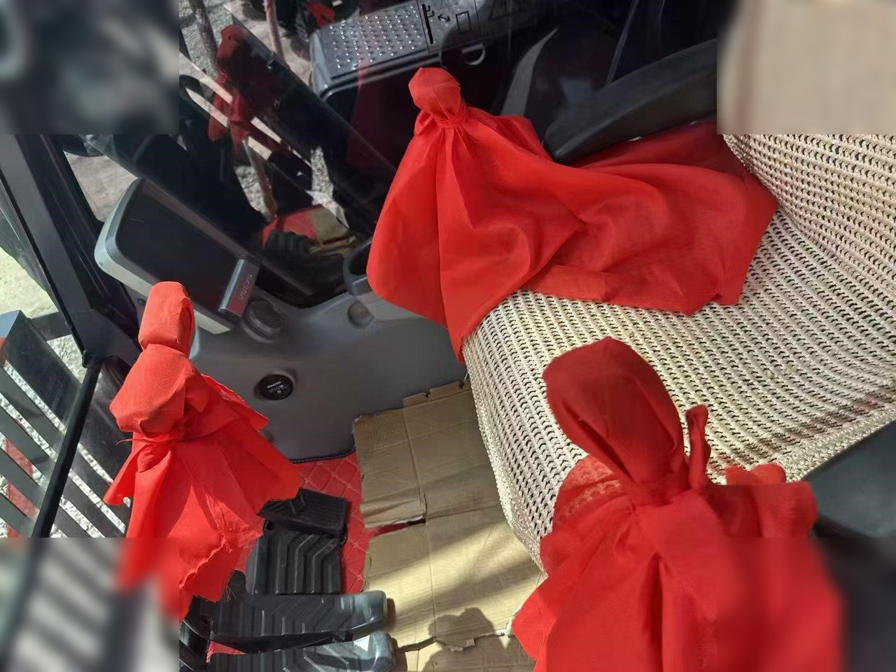 VOLVO EC300 - Rupsgraafmachine: afbeelding 4 VOLVO EC300 - Rupsgraafmachine: afbeelding 4