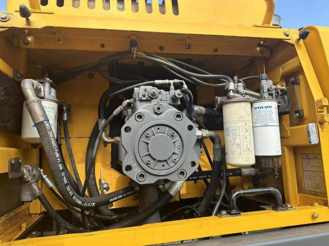 Rupsgraafmachine VOLVO EC480: afbeelding 6