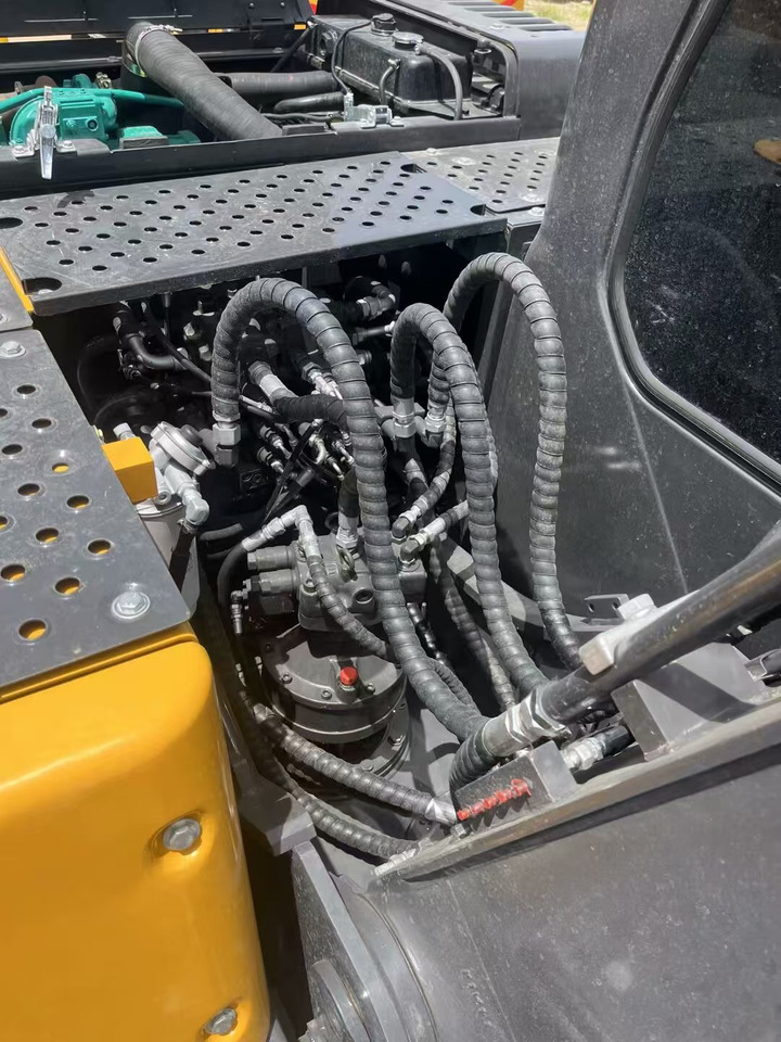 Volvo EC140 - Rupsgraafmachine: afbeelding 4 Volvo EC140 - Rupsgraafmachine: afbeelding 4