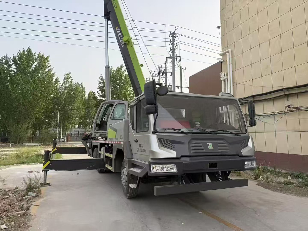 Zoomlion 35-ton - Mobiele kraan: afbeelding 5 Zoomlion 35-ton - Mobiele kraan: afbeelding 5