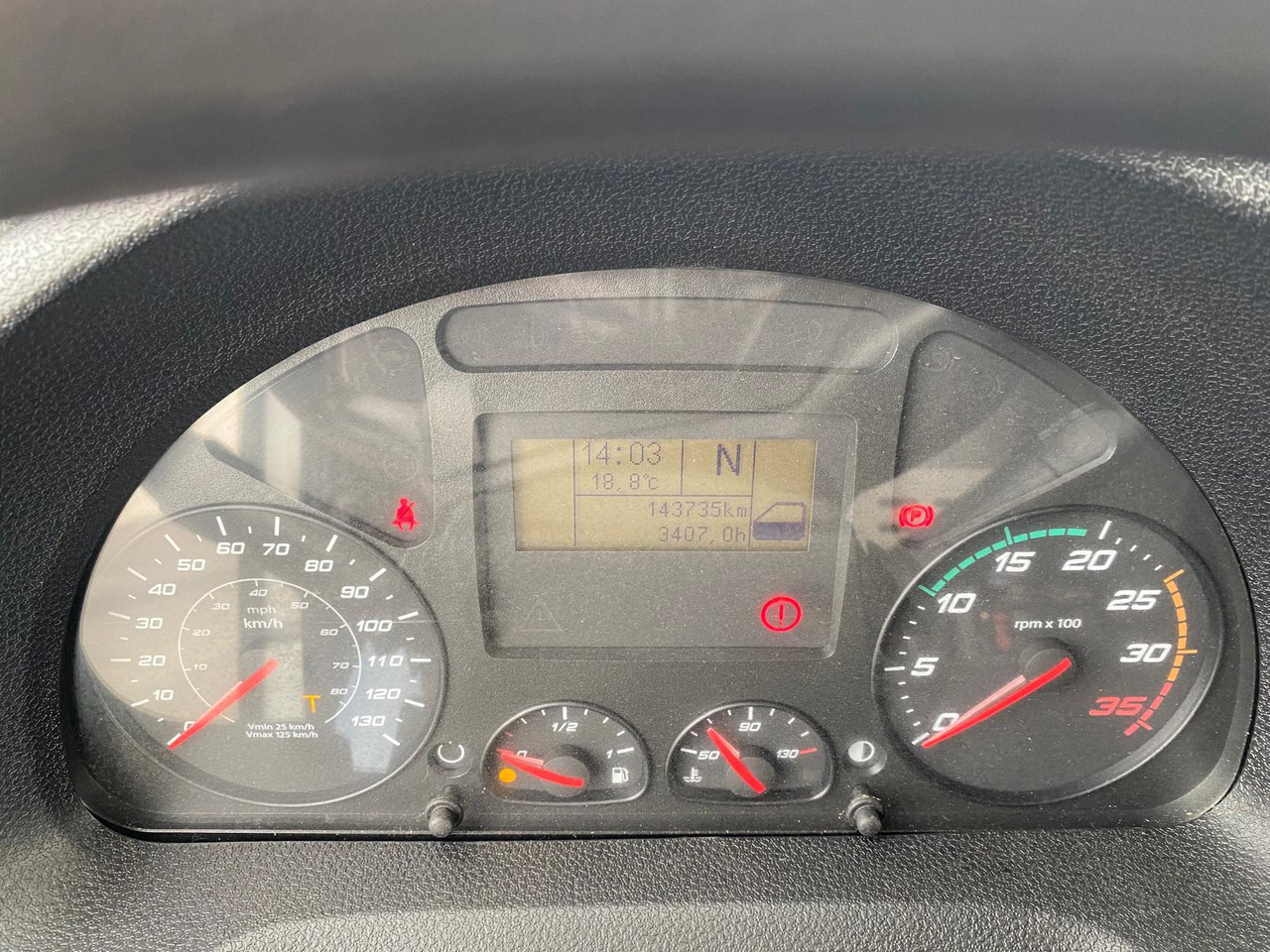 Leasing IVECO 75E16 IVECO 75E16: afbeelding 14