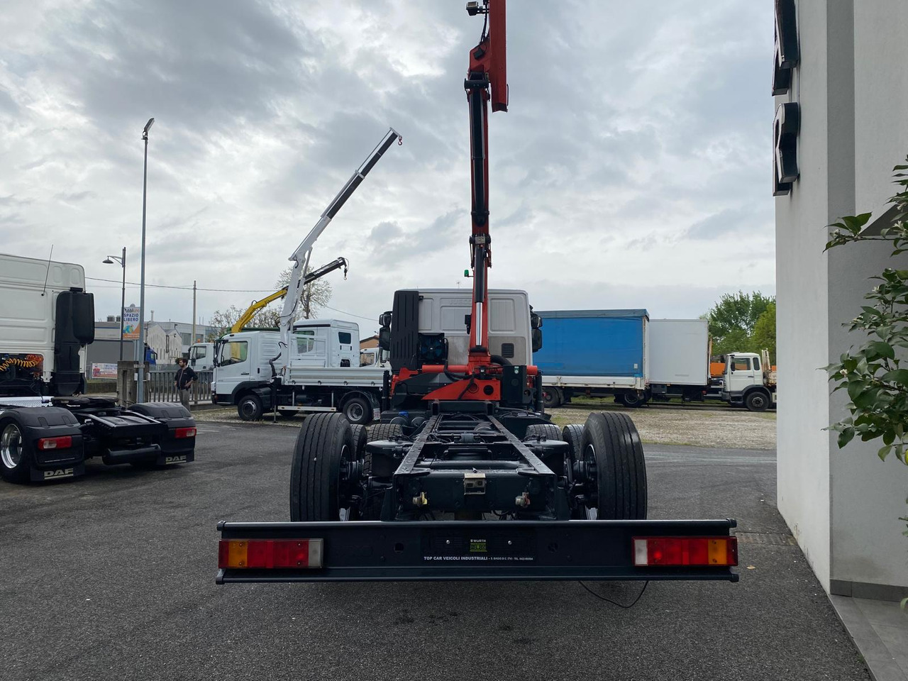 IVECO AT260S33 - Kraanwagen: afbeelding 4 IVECO AT260S33 - Kraanwagen: afbeelding 4