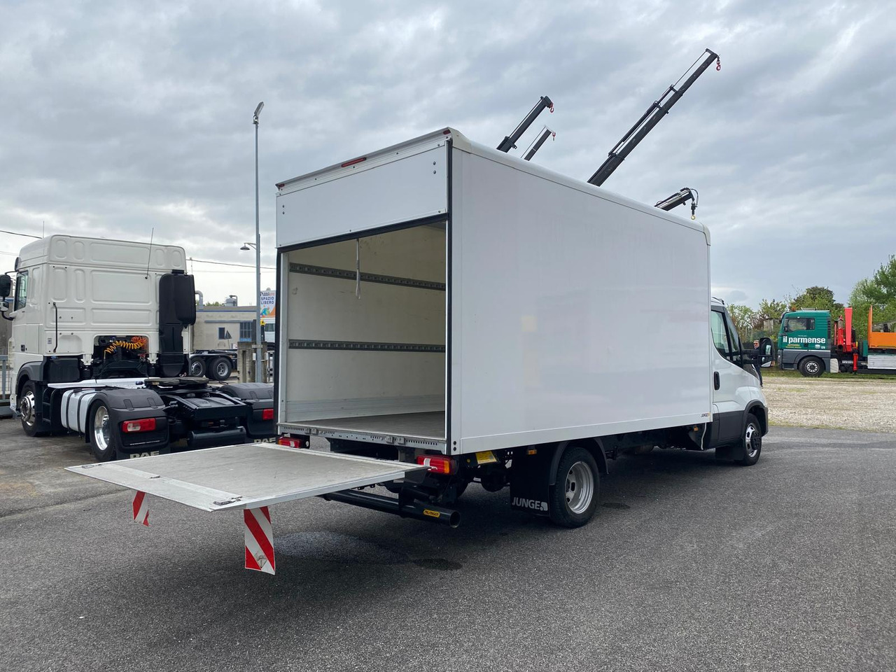 IVECO DAILY 35C16 - Gesloten bestelwagen: afbeelding 4 IVECO DAILY 35C16 - Gesloten bestelwagen: afbeelding 4