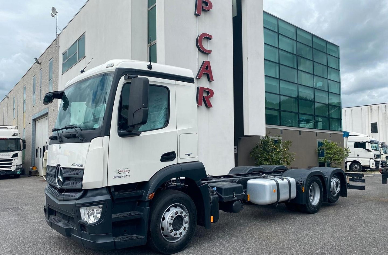 MERCEDES ANTOS 25.40 MOTRICE 3 ASSI TELAIO - Chassis vrachtwagen: afbeelding 1 MERCEDES ANTOS 25.40 MOTRICE 3 ASSI TELAIO - Chassis vrachtwagen: afbeelding 1