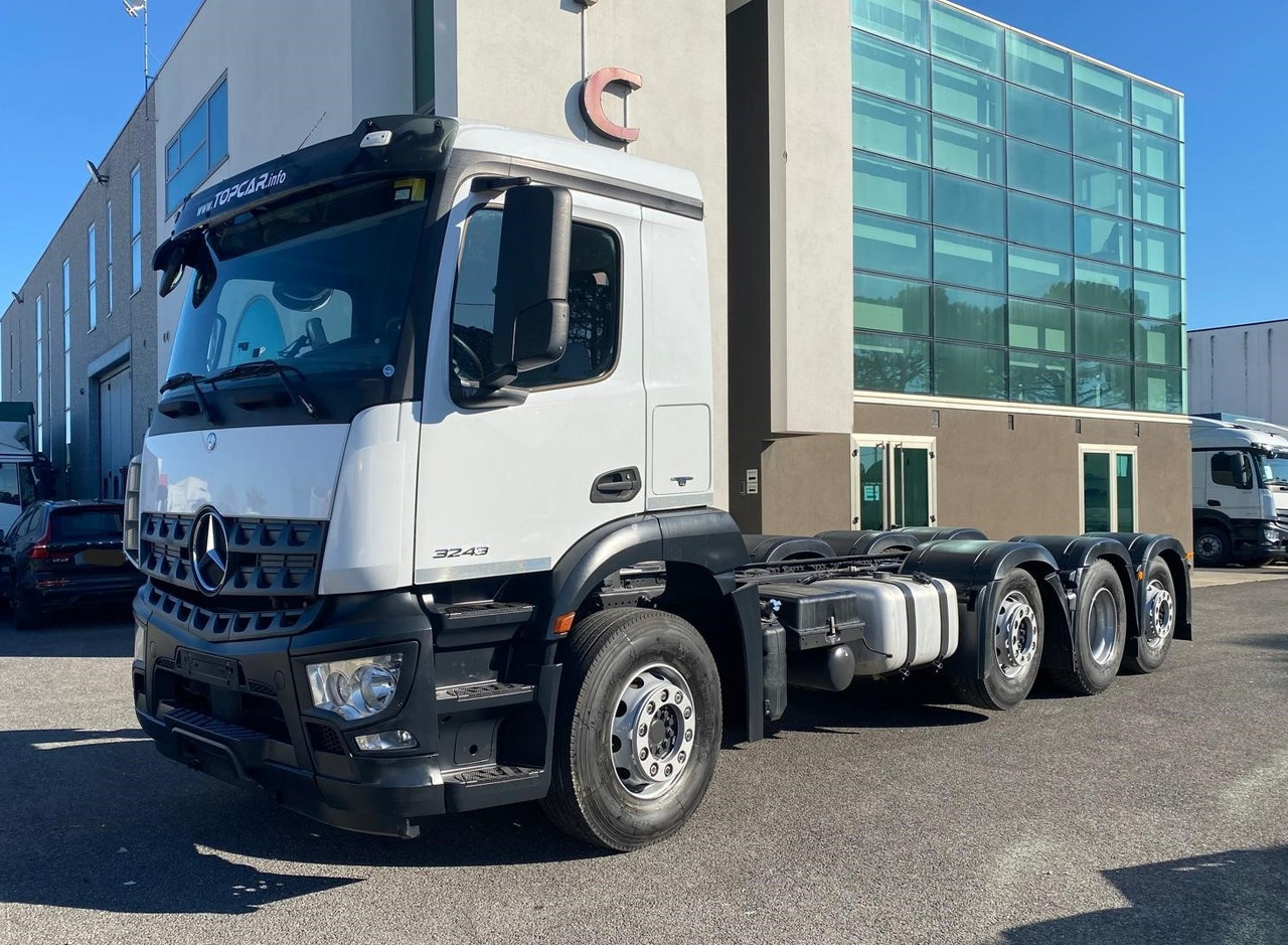MERCEDES-BENZ AROCS 32.43 - Vrachtwagen: afbeelding 1 MERCEDES-BENZ AROCS 32.43 - Vrachtwagen: afbeelding 1