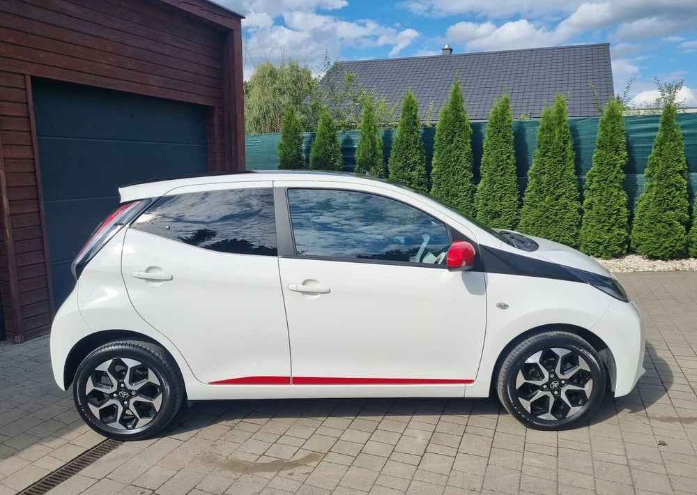 Toyota Aygo 1.0 VVT-i Sprint EU6 - Personenwagen: afbeelding 3 Toyota Aygo 1.0 VVT-i Sprint EU6 - Personenwagen: afbeelding 3