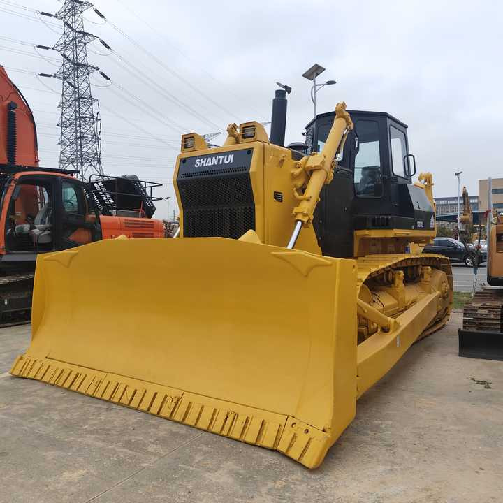 China Famous Brand Shantui Used Sahntui Sd32 Crawler Bulldozer Superior Performance Strong Power Low Price for Sale - Bulldozer: afbeelding 1 China Famous Brand Shantui Used Sahntui Sd32 Crawler Bulldozer Superior Performance Strong Power Low Price for Sale - Bulldozer: afbeelding 1